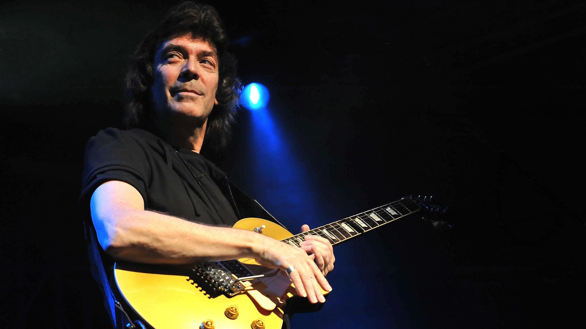 Steve Hackett in concerto 5 luglio 2017 hackett steve 5331a9983d796 Steve Hackett in concerto 5 luglio 2017